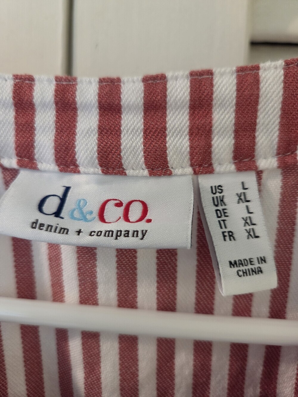 D & Co Chic Striped Red and White Zip Front Peplum Jacket Or Top. Sz XL - Picture 2 of 8